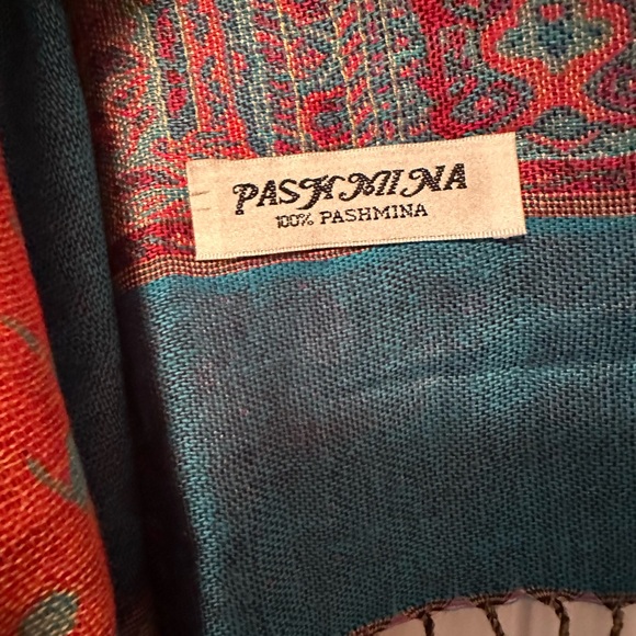 Gorgeous Pashmina Colorful Butterfly Scarf - Picture 4 of 4